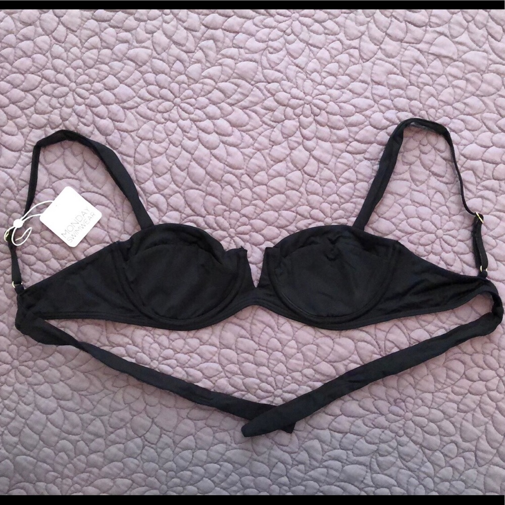 NWT Clovelly Top - Monday Swimwear!